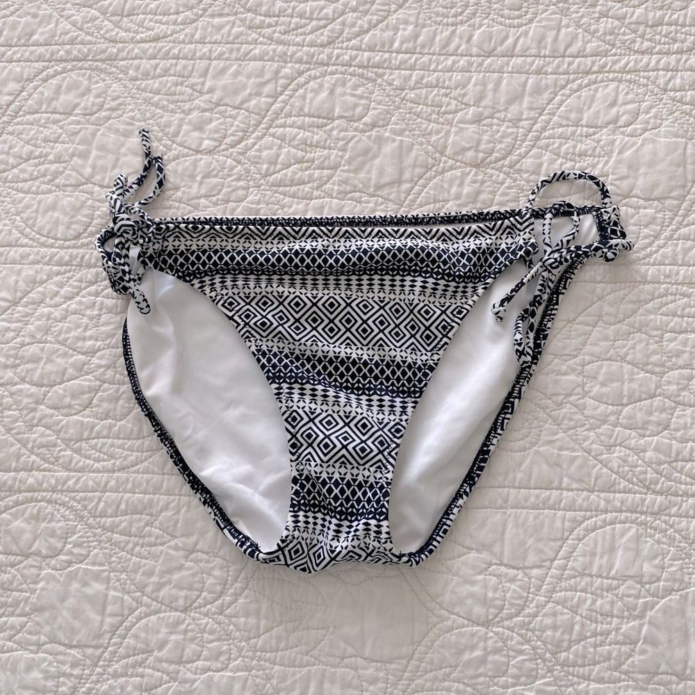 Victoria's Secret Black and White Geometric Tie-Side Bikini Bottoms